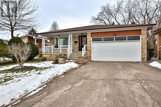 property at 20 Manadon Dr