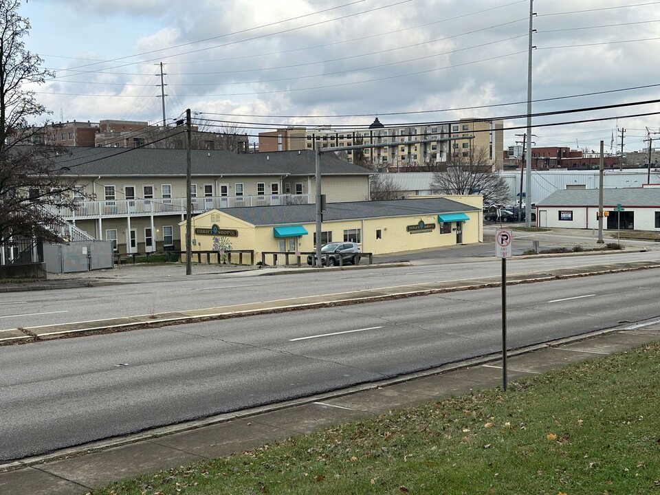 301 S Rogers St in Bloomington, IN - Building Photo