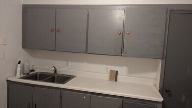 2919 Gillespie Ave in Sarasota, FL - Building Photo - Building Photo
