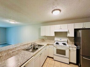 211 Sunn Aire Ct in Wilmington, NC - Building Photo - Building Photo