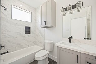 3022 Drew St in Houston, TX - Building Photo