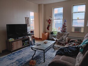 2148 Auburn Ave in Cincinnati, OH - Building Photo - Building Photo