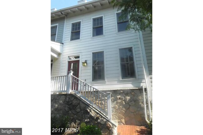 property at 1308 N Danville St