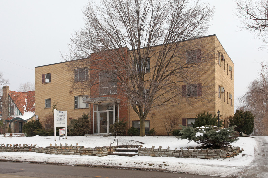 Glen Oak Apartments in Cincinnati, OH - Building Photo