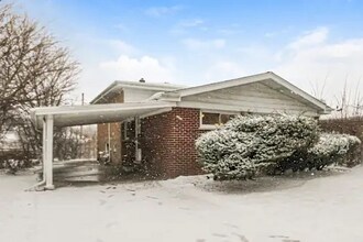 3643 Greenwood St in Skokie, IL - Building Photo - Building Photo