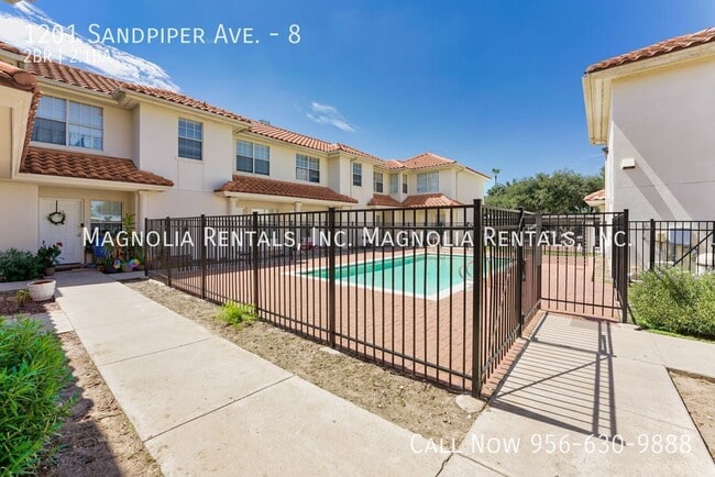1201 Sandpiper Ave, Unit 8
