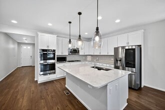 288 S Robertsdale St in Aurora, CO - Building Photo - Building Photo