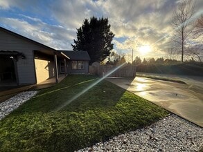 13001 NE 89th St in Vancouver, WA - Building Photo - Building Photo