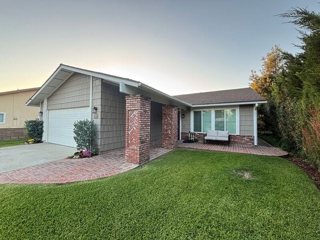 2507 Moss Cir in La Verne, CA - Building Photo - Building Photo