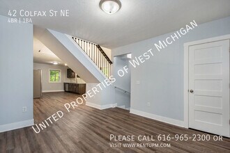 42 Colfax St NE in Grand Rapids, MI - Building Photo - Building Photo