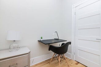 990 Rue du Couvent in Montréal, QC - Building Photo - Building Photo