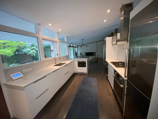 property at 2104 Zuppke Dr