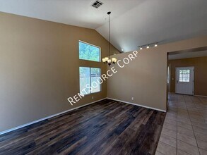 38758 Almador Ct in Palmdale, CA - Building Photo - Building Photo