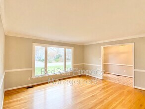 161 Racine Dr in Newport News, VA - Building Photo - Building Photo
