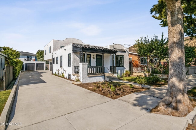 75 W Simpson St in Ventura, CA - Building Photo - Building Photo