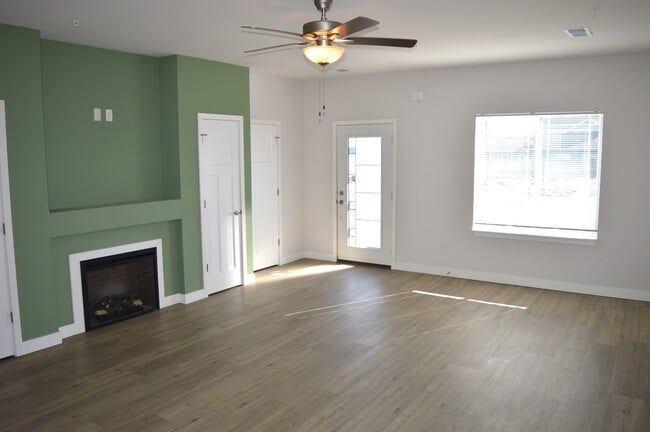 4940 Innovation Dr, Unit 4940 in Deforest, WI - Building Photo - Building Photo