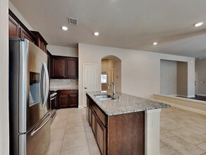 1517 Yellowthroat Dr in Little Elm, TX - Foto de edificio - Building Photo