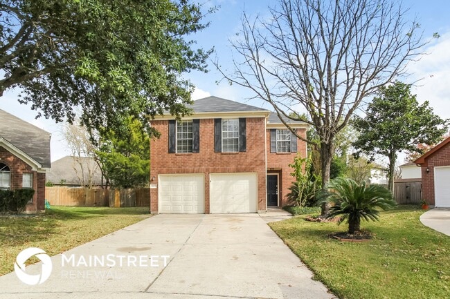 8822 Woodcamp Dr