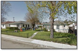 305-313 W Robert Ave in Oxnard, CA - Building Photo - Building Photo