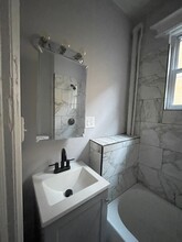 104 Romaine Ave, Unit 7 in Jersey City, NJ - Building Photo - Building Photo