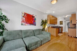 3400 N Bell Ave in Chicago, IL - Building Photo - Building Photo