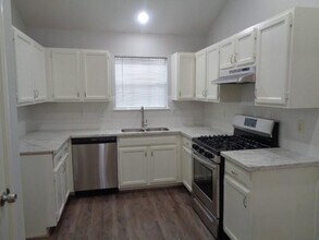 3014 Forestbrook Dr in Spring, TX - Building Photo - Building Photo