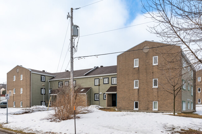 104 Massé St in Lévis, QC - Building Photo - Building Photo