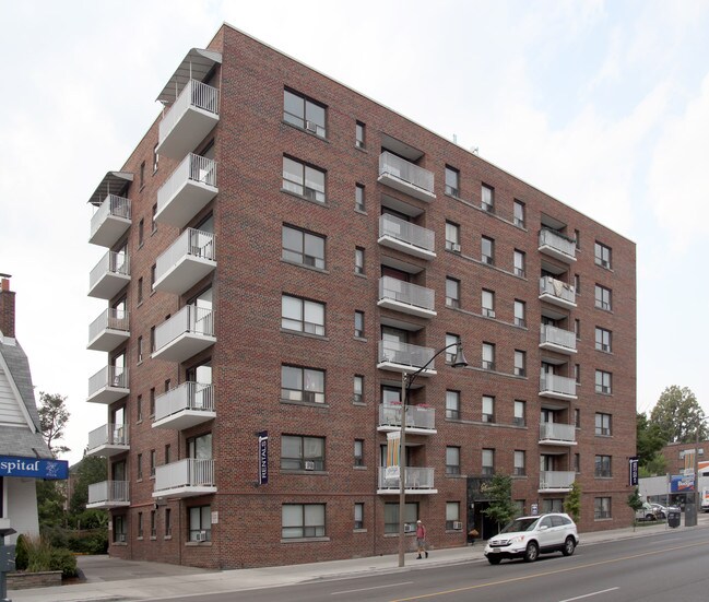 Glencairn Garden Apartments in Toronto, ON - Building Photo - Building Photo