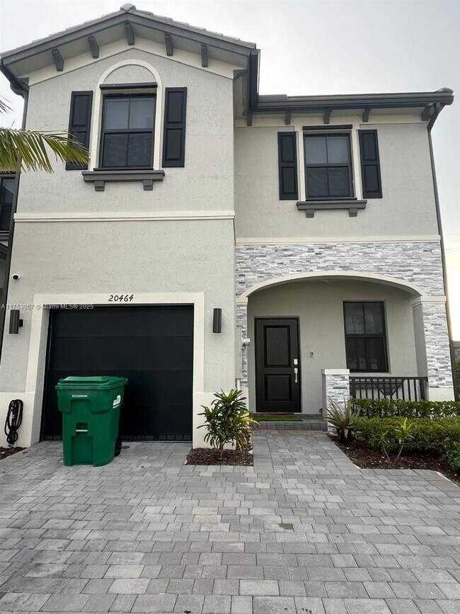 20464 NW 6th Pl in Miami, FL - Building Photo - Building Photo