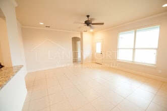 4624 Angus Dr in Fort Worth, TX - Foto de edificio - Building Photo
