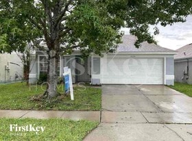 10524 Cherry Oak Cir in Orlando, FL - Building Photo