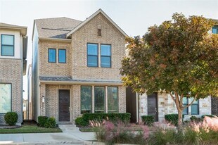 8016 Ingram Dr in Plano, TX - Building Photo
