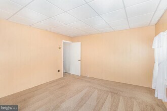 19 W 2nd St in Hummelstown, PA - Building Photo - Building Photo