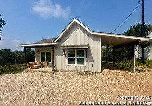 1041 Burning Tree in Spring Branch, TX - Building Photo - Building Photo