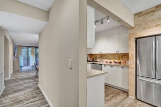 2070 Homewood Blvd, Unit crosswind in Delray Beach, FL - Foto de edificio - Building Photo