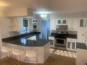 8310 Chivalry Rd in Annandale, VA - Building Photo - Building Photo