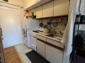 70 Strathmore Rd, Unit 10A in Boston, MA - Foto de edificio - Building Photo