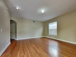 11927 Lark Song Loop in Riverview, FL - Building Photo - Building Photo