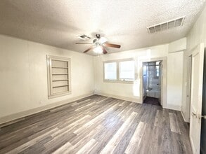 405 Stanley Ave SW in Ardmore, OK - Building Photo - Building Photo