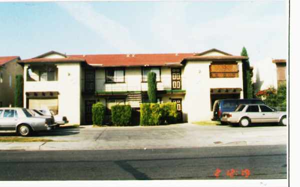 Sierra Baja in Las Vegas, NV - Foto de edificio - Building Photo