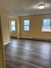 320 Sherman St, Unit 2 in Albany, NY - Building Photo - Building Photo