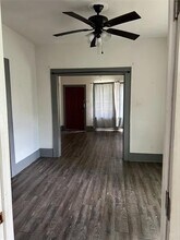2831 Warren Ave in Dallas, TX - Building Photo - Building Photo
