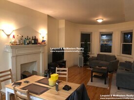 1402 Beacon St, Unit 2 in Brookline, MA - Building Photo