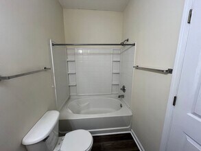 3204 Walden Park Dr in Savannah, GA - Building Photo - Building Photo