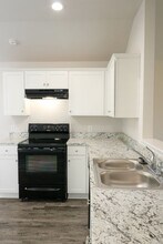 400 Woodland Crst Rd in Pell City, AL - Building Photo - Building Photo