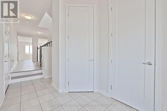 116 Main Halyard Ln in Ottawa, ON - Building Photo - Building Photo
