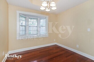 1811 Oregon St in Orlando, FL - Building Photo - Building Photo
