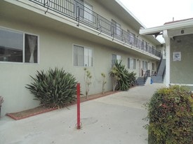Mulberry Apartments in Whittier, CA - Building Photo