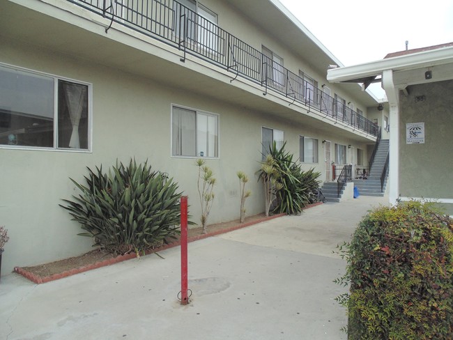 Mulberry Apartments in Whittier, CA - Building Photo - Building Photo