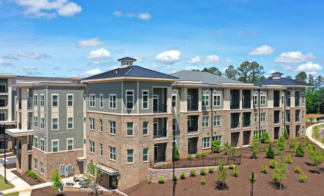 Lantower Weston Corners in Cary, NC - Building Photo - Building Photo